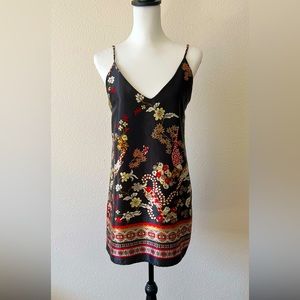 BLACK FLORAL SATIN MINI SLIP DRESS szS/M